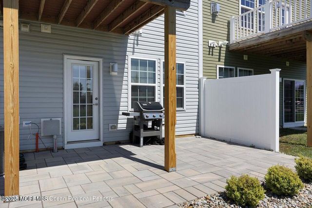 153 Waypoint Drive, Eatontown, NJ 07724