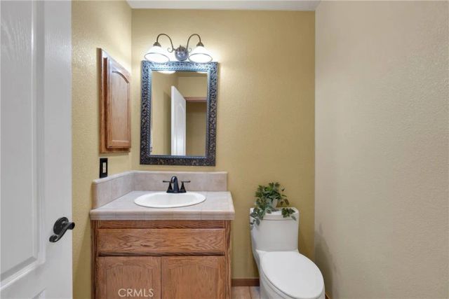 19501 Kinai Road, Apple Valley, CA 92307