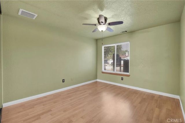 19501 Kinai Road, Apple Valley, CA 92307