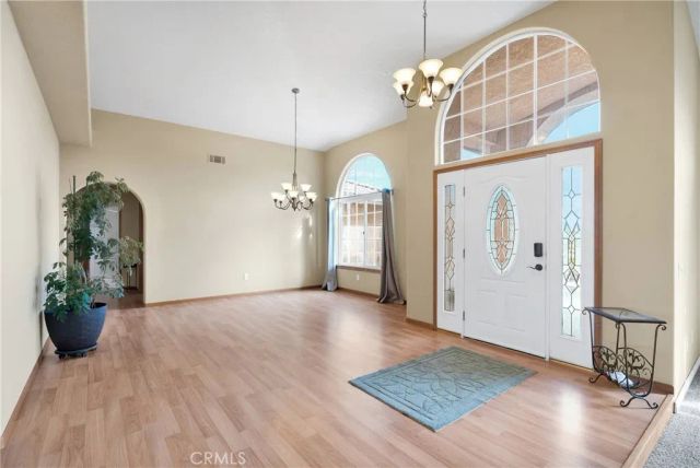 19501 Kinai Road, Apple Valley, CA 92307