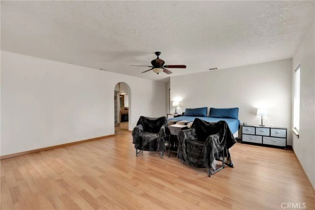 19501 Kinai Road, Apple Valley, CA 92307