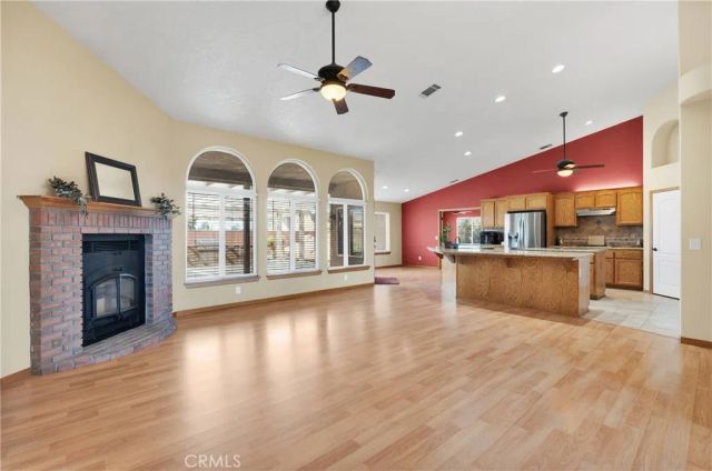 19501 Kinai Road, Apple Valley, CA 92307