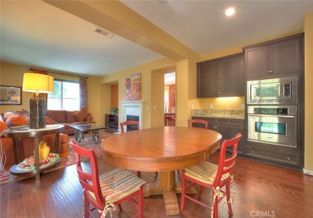 906 N Woodbine, Azusa, CA 91702