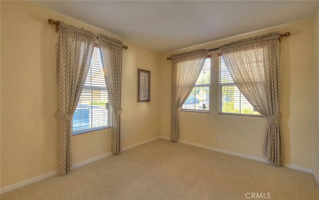 906 N Woodbine, Azusa, CA 91702