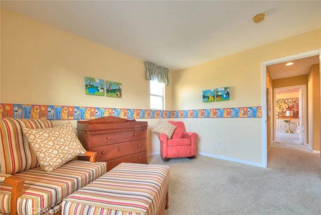 906 N Woodbine, Azusa, CA 91702
