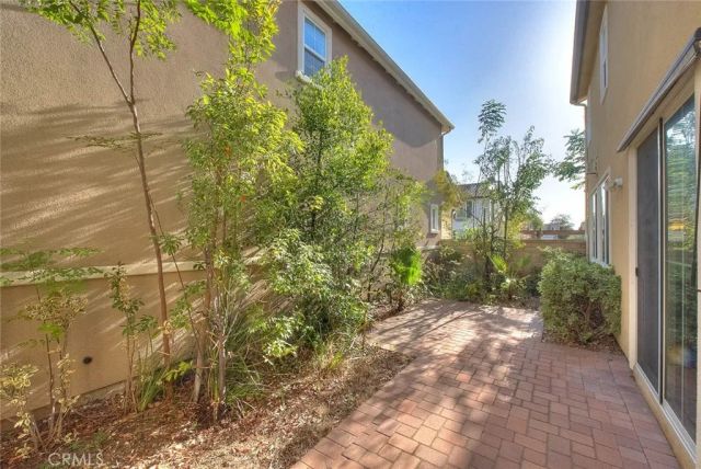906 N Woodbine, Azusa, CA 91702