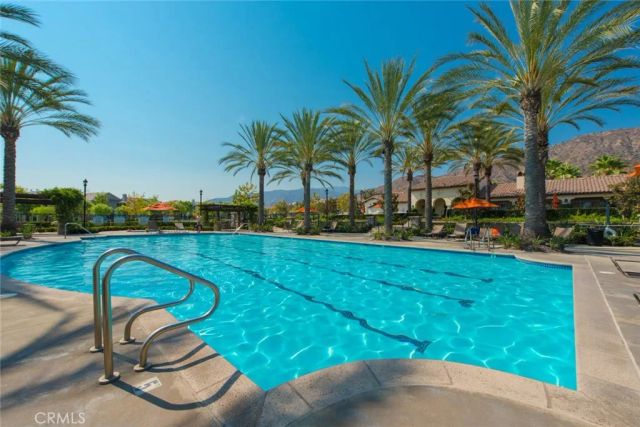 906 N Woodbine, Azusa, CA 91702