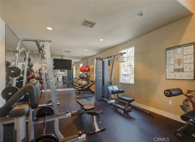 906 N Woodbine, Azusa, CA 91702