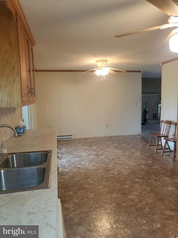 32 SHEETZ RD, Halifax, PA 17032