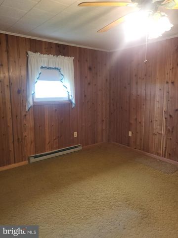 32 SHEETZ RD, Halifax, PA 17032