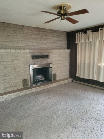 32 SHEETZ RD, Halifax, PA 17032