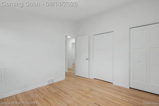 29242 Shirley Avenue, Madison Heights, MI 48071