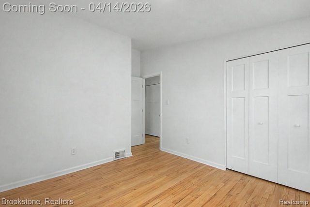 29242 Shirley Avenue, Madison Heights, MI 48071