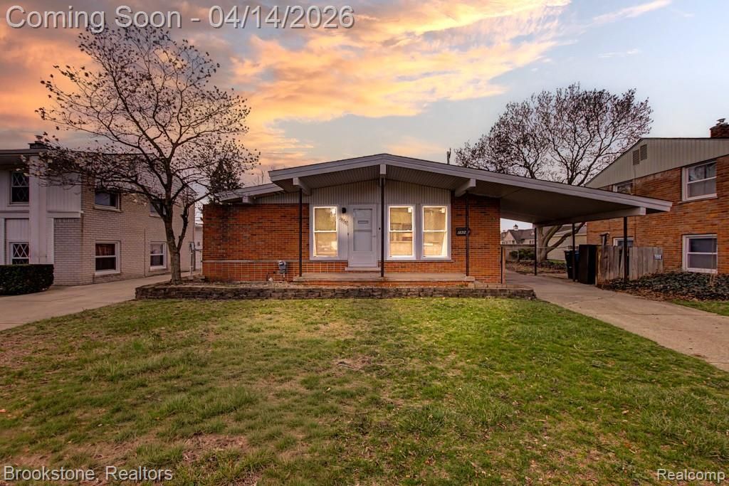 29242 Shirley Avenue, Madison Heights, MI 48071