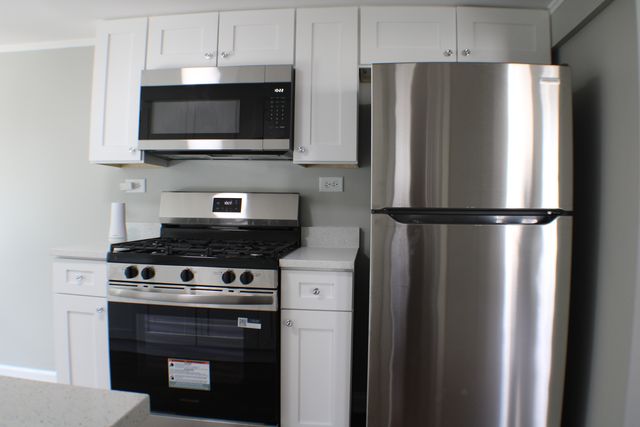 2014 W 52nd Street, Chicago, IL 60609