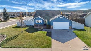 10745 BELLINGHAM DR, Summerset, SD 57718