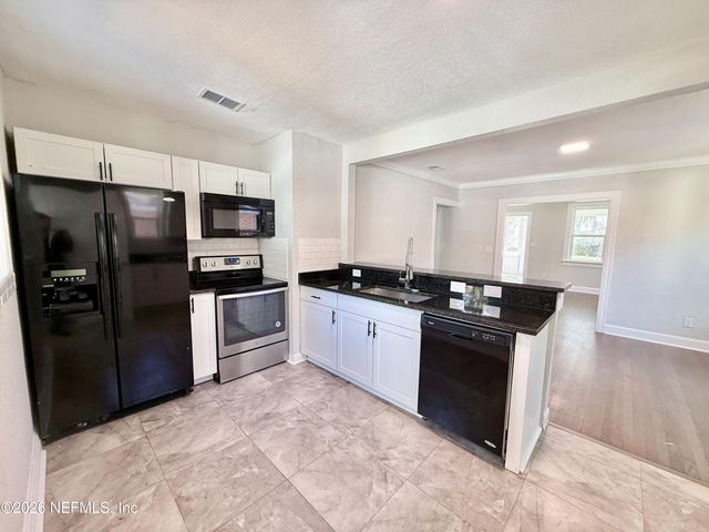 429 W 46TH STREET, Jacksonville, FL 32208
