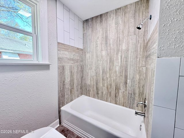 429 W 46TH STREET, Jacksonville, FL 32208