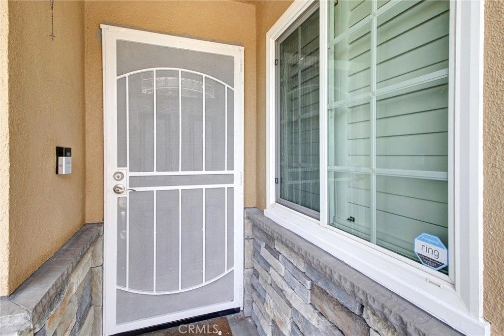 Image 3 of property listing at 19309 Caney, Carson, CA 90746