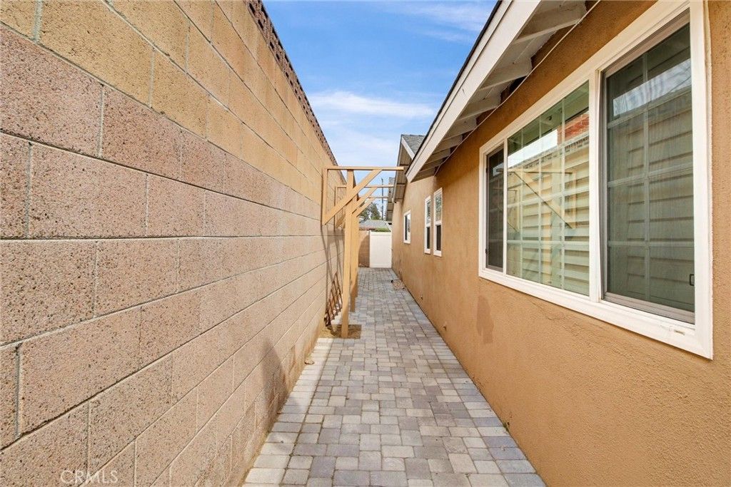 Image 34 of property listing at 19309 Caney, Carson, CA 90746