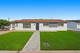 8626 E ROANOKE Avenue, Scottsdale, AZ 85257