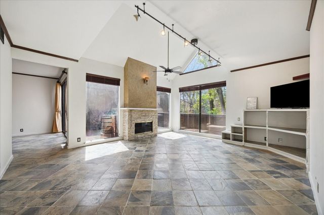 222 Litchfield Lane, Houston, TX 77024