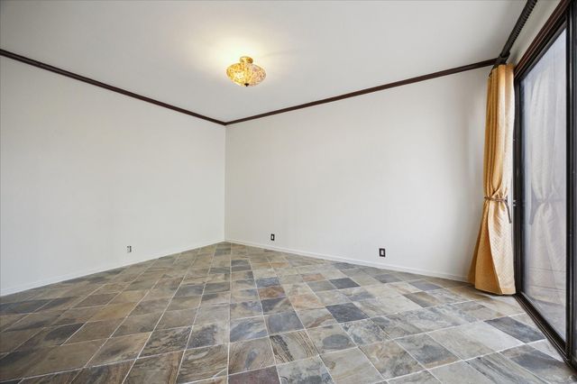 222 Litchfield Lane, Houston, TX 77024