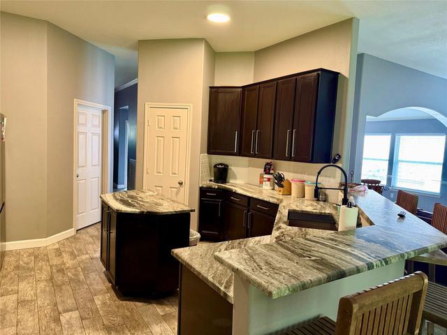 223 Maple Lane, Conroe, TX 77304