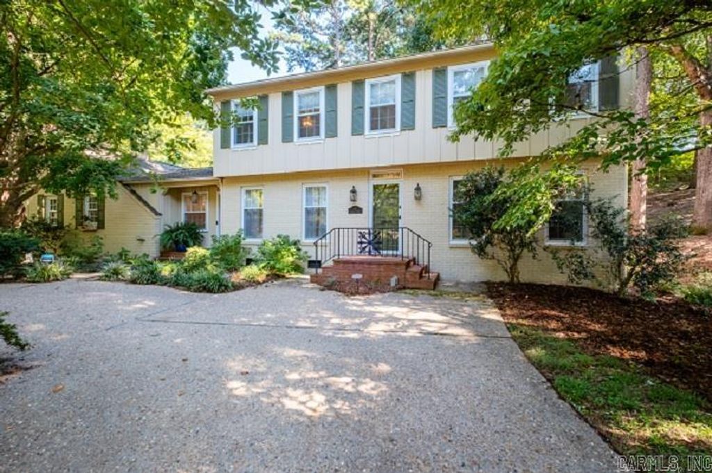 5 Berwyn Drive, Little Rock, AR 72227