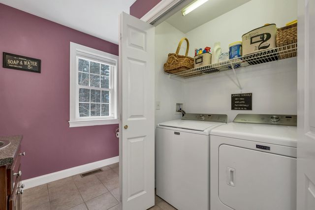 147 Boulder Drive, Barrington, NH 03825