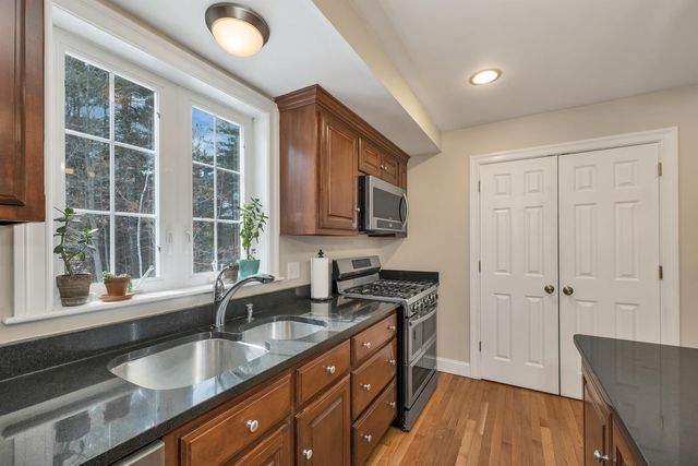 147 Boulder Drive, Barrington, NH 03825