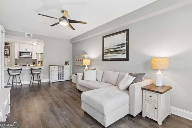 1075 Peachtree Walk NE A305, Atlanta, GA 30309
