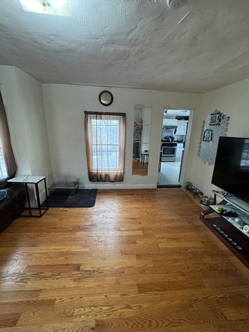 22 Almont 2, Medford, MA 02155