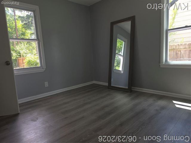 19350 Huntington Road, Detroit, MI 48219