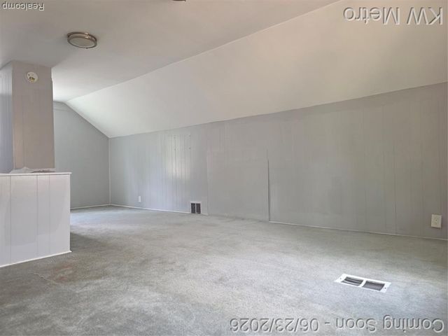 19350 Huntington Road, Detroit, MI 48219