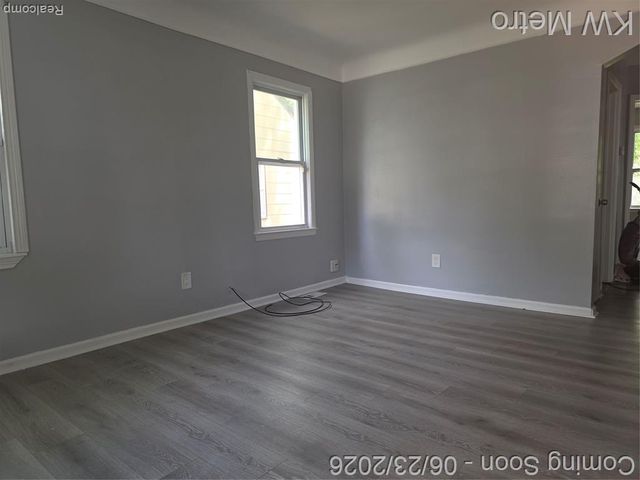 19350 Huntington Road, Detroit, MI 48219