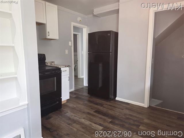 19350 Huntington Road, Detroit, MI 48219