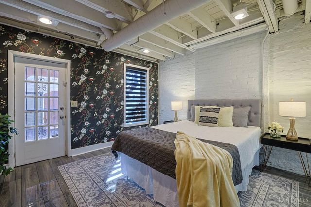 323 Milton Street, Cincinnati, OH 45202