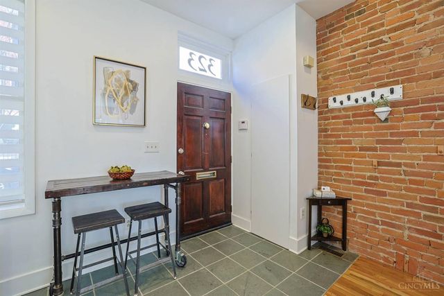 323 Milton Street, Cincinnati, OH 45202