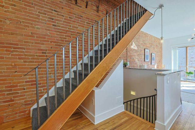 323 Milton Street, Cincinnati, OH 45202