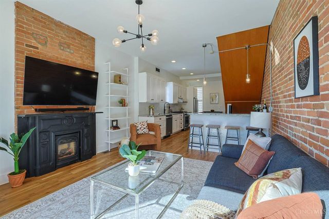 323 Milton Street, Cincinnati, OH 45202