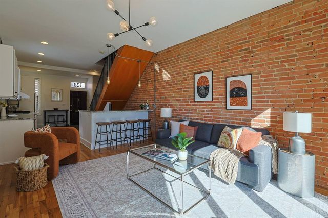 323 Milton Street, Cincinnati, OH 45202