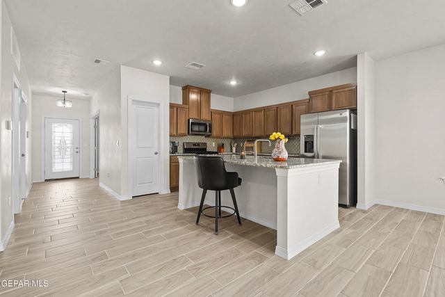 5004 ALYSSA JADE Street, El Paso, TX 79938