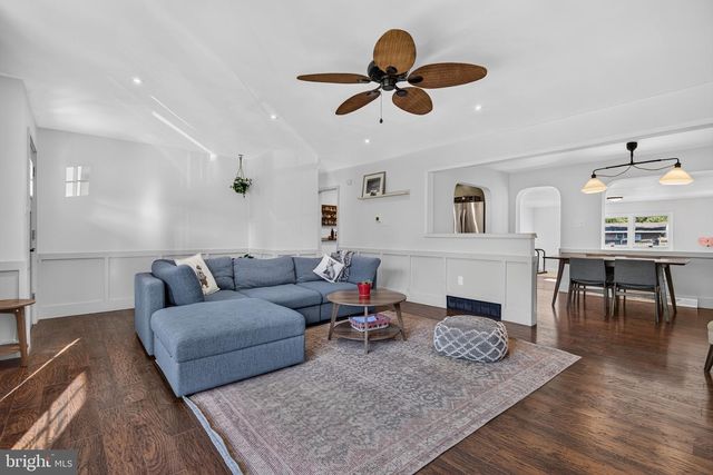 70 BARRE DR, Lancaster, PA 17601