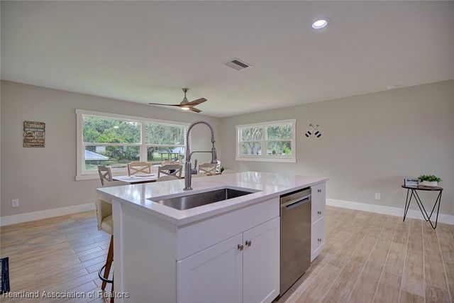 864 Peachtree Drive, Lake Placid, FL 33852