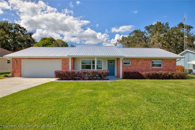 864 Peachtree Drive, Lake Placid, FL 33852