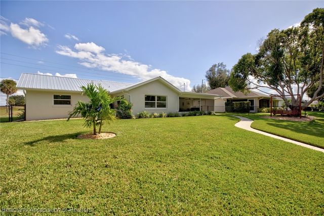 864 Peachtree Drive, Lake Placid, FL 33852