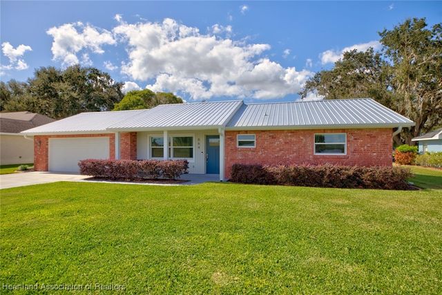 864 Peachtree Drive, Lake Placid, FL 33852