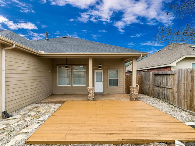 16122 Saxon Hollow Lane, Houston, TX 77084