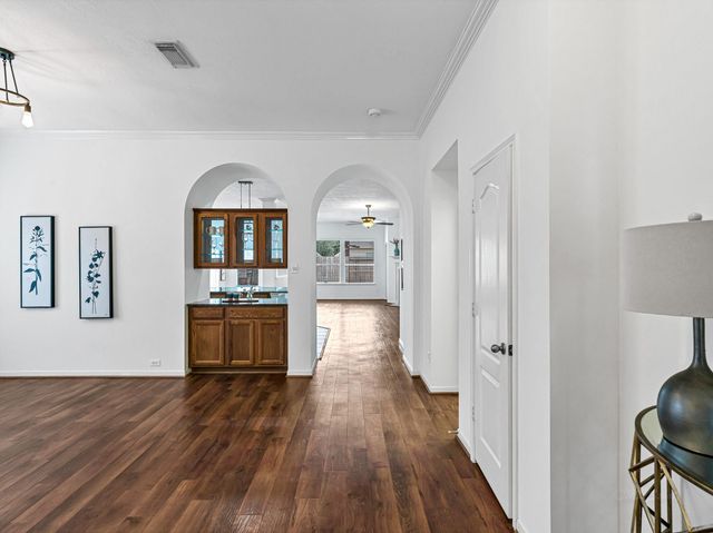 16122 Saxon Hollow Lane, Houston, TX 77084